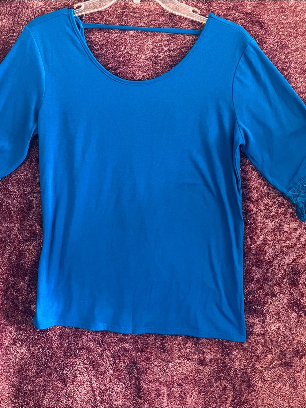 Charming Charlie Women’s Scoop Neck Short Sleeve Top in Bright Blue Sz M
